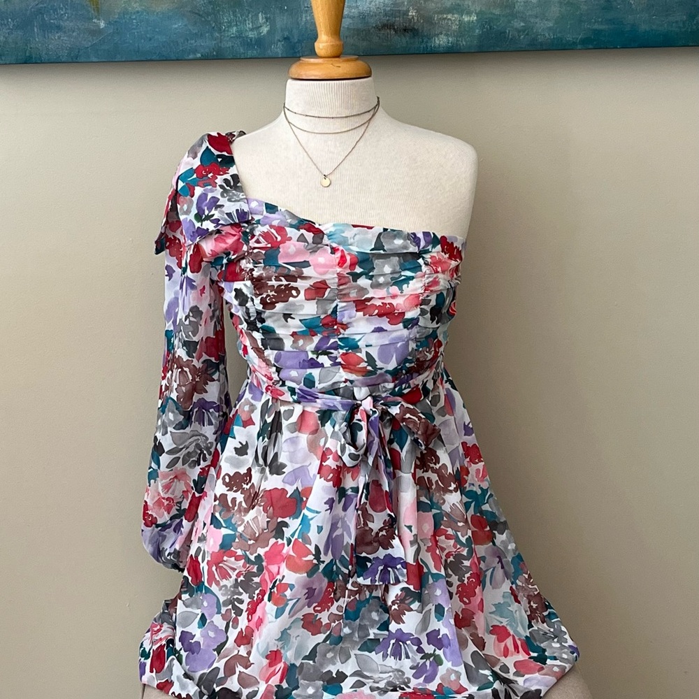 Asymmetrical floral dress. Size Medium. Fits like 6-8.
